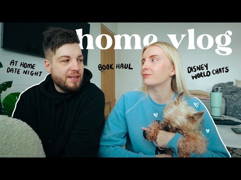 the home vlogs are back!! what i bought at disney world, a lil book haul & a saturday night at home