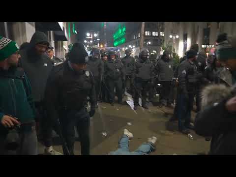 State Troopers ON HORSES Clear Crowds as Thousands Fill Philadelphia Streets to Celebrate Superbowl