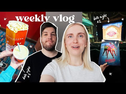 a weekly vlog: finally seeing Heathers, cinema night, clean with me + the first pumpkin spice latte!