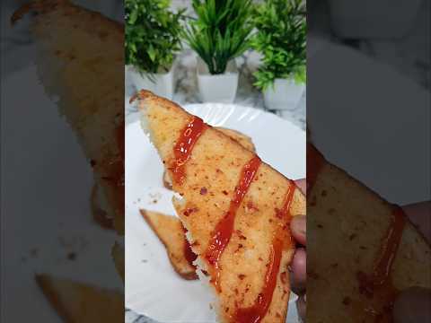 Air Fryer Spicy Bread Toast | simple breakfast in Air fryer #airfryer #breadtoastrecipe #ourfoodlab