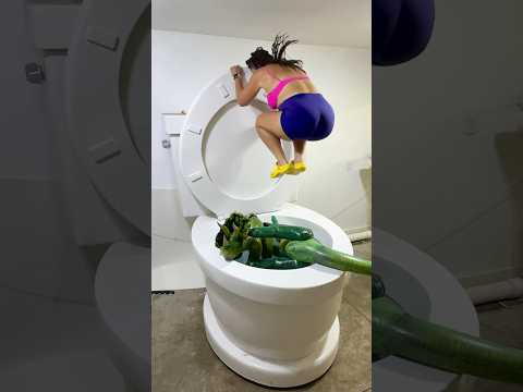 I JUMPED BACKWARDS SUPER HIGH into the Worlds Largest Toilet On Top of Dinosaurs #shorts