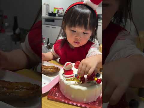 いざ、クリスマスケーキ実食🎂