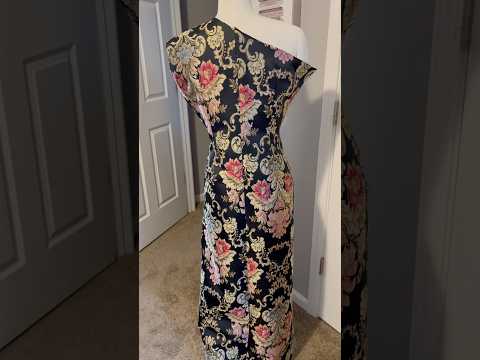 Is it better with a bow? Sewing A Vintage Evening Gown! #sewing #vintage #sewingprojects