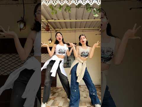 Jalebi bai!!🤌🏻🤍#youtubeshorts #dance #shortvideo #song #trending #love #sister #bollywood #viral