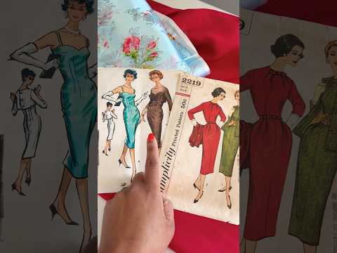 A Vintage Valentine’s Day Sewing Project! #sewing #vintage #Vintagesewing #diy #fashion