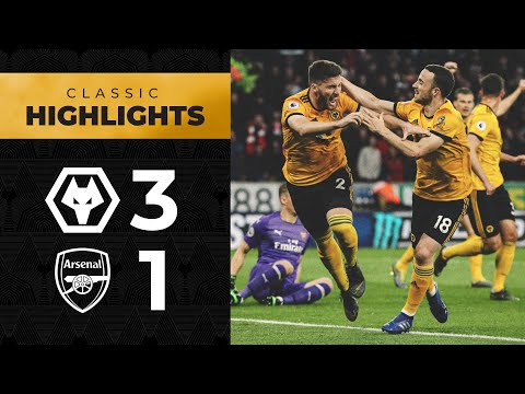 A STUNNING first-half! | Wolves 3-1 Arsenal | 2019 Classic Highlights