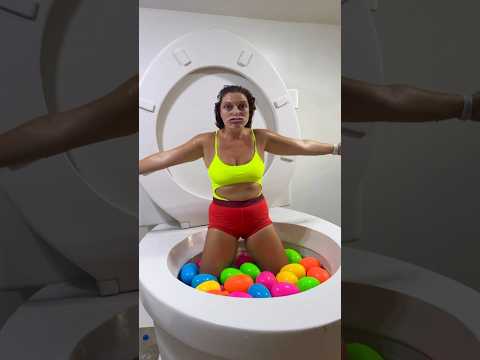 HAIR FLIP CRAZY FACE Lady SURPRISE in the Surprise Egg GIANT TOILET #shorts