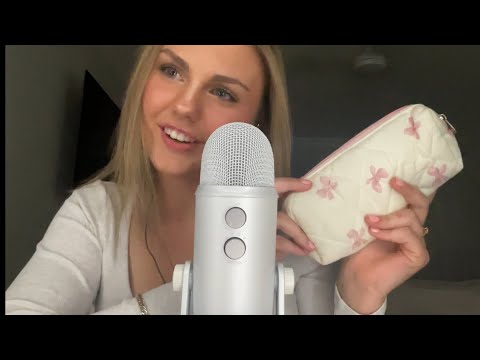 My first ever asmr video!! 🩷🎀