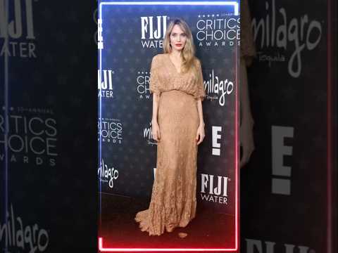 Quelques look tenues #tapisrouge  #criticschoiceawards #redcarpet