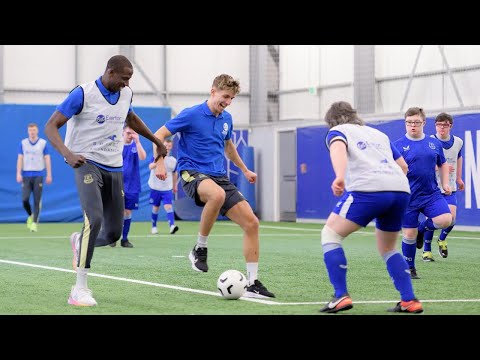 Everton Players Join EitC Participants For Showcase Event🤩💙