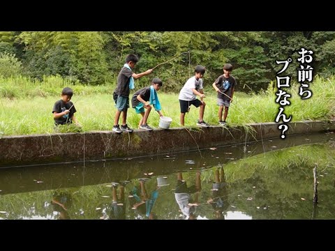 ヤバいくらいザリガニを釣る小学生