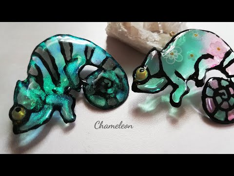 レジン🦎100均ガラス絵の具で!😲✨カメレオンのﾌﾞﾛｰﾁ＆ﾁｬｰﾑにﾁｬﾚﾝｼﾞ!!💎resin/accessory/chameleon/stained glass-style😲✨