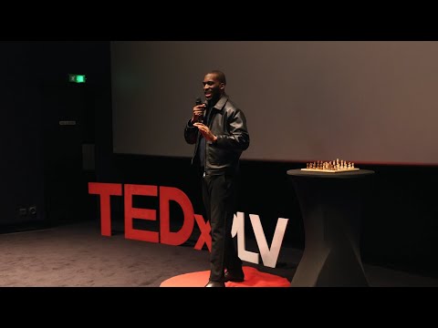 Entre Corps et Esprit, le Défi du Chessboxing  | Emmanuel Kinzonzi | TEDxPLV