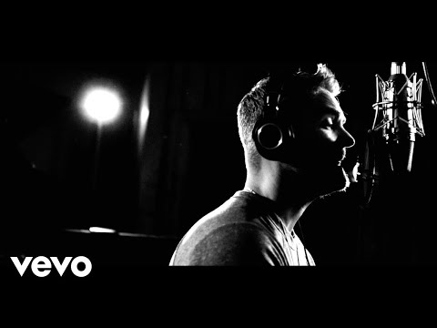 Brett Young - Chapters (The Acoustic Sessions) ft. Gavin DeGraw