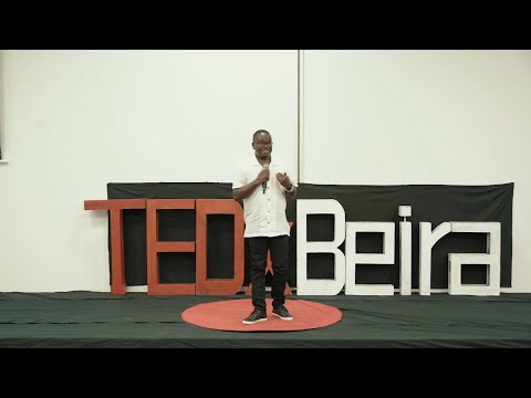 quem procura acha | Freeman de Jesus Dickie | TEDxBeira