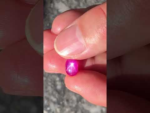 星光紅寶石，星光線犀利，3.27ct