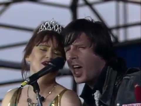 X - Burning House of Love - Live at Farm Aid 1985