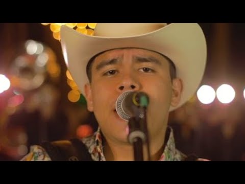 Tito Torbellino Jr - Dos Celulares [En Vivo]