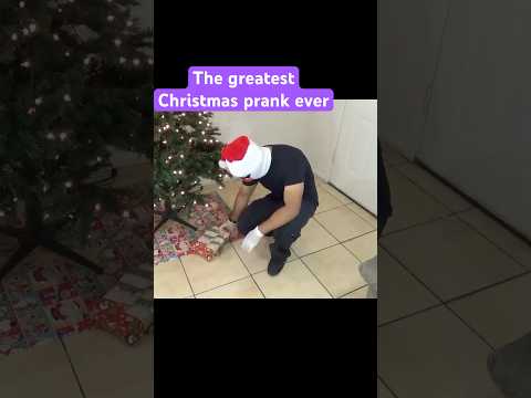 The greatest Christmas prank ever #funny #christmas #prank