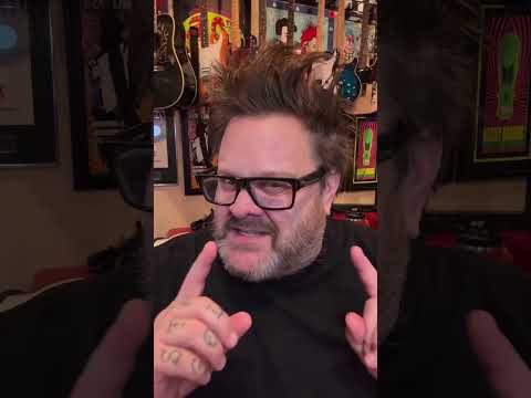 Jaret Reddick (Bowling For Soup) and Frank Zummo (Sum 41) are both giving tours at thepunkrockmuseum