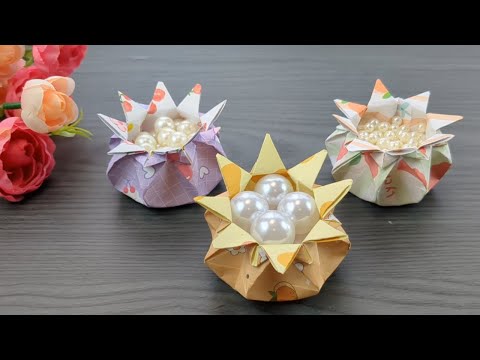 Flower shaped storage pots made with paper #diy