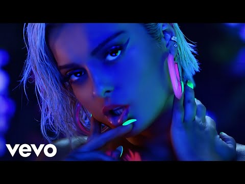 Bebe Rexha & Ava Max - Gimme! Gimme! Gimme! (Slap House Music Video)