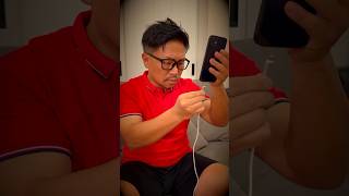 最後の1個の充電器を取り合う家族　#shorts