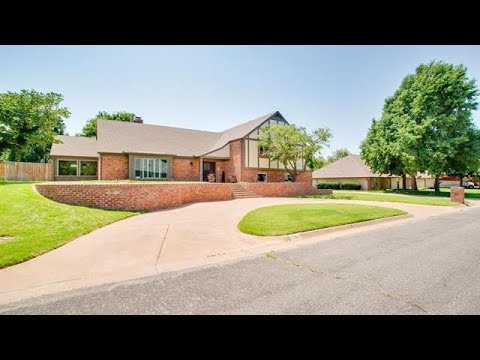 3317 Goldfinch Lane - Home for sale in Enid, OK