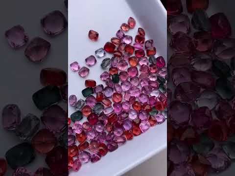 紅色，粉色，橙色，灰色尖晶石，火彩很好，108ct