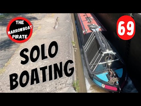 Single handing canal locks | Cruising my narrowboat in a heatwave [Ep 69]