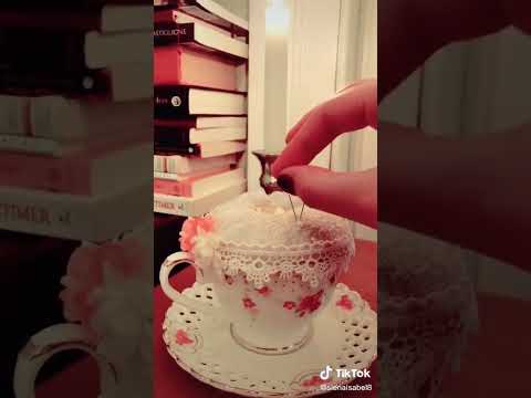 Fancy cup or tea? (shopofthecourtier)