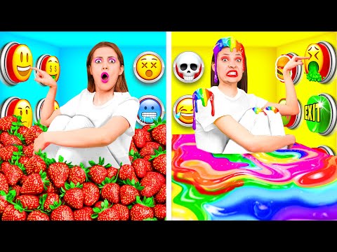 1000 Mystery Buttons Challenge Only 1 Lets You Escape | Prank Wars by RaPaPa Challenge