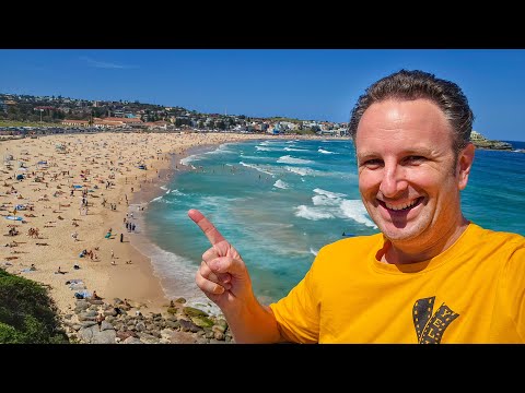 Australia's Most Famous Beach in the Summer: Bondi Beach