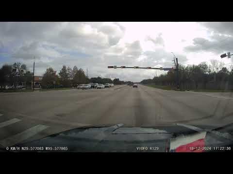 King ranch Fails For Stopping At A Red Light, he missed the red light Why traffic lights have camera