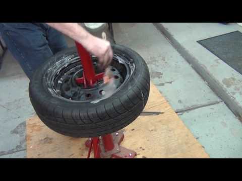 How to mount and balance a car tire yourself