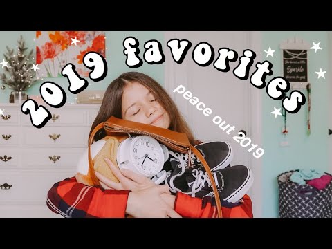 MY 19 FAVORITES OF 2019! (clothes, drinks, apps, all the fun stuff)