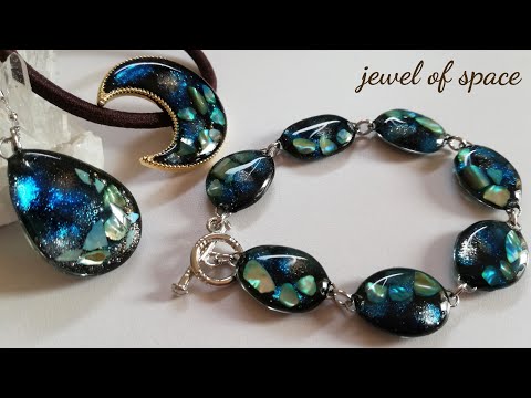 レジン⭐宇宙の宝石💎ブルー＆グリーンの煌めきブレスレット🌟resin/jewel of space/bracelet💎