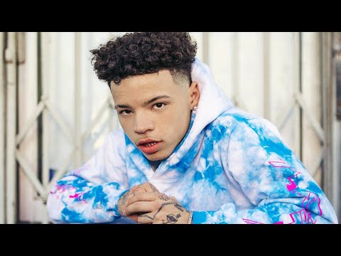 Blueberry Faygo - Lil Mosey - lyric video