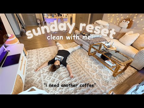 REALISTIC SUNDAY RESET VLOG | speed cleaning, coffee, & taking my Christmas tree down!