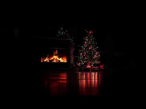 🎄 Cozy Christmas Fireplace 🔥 with Cackling Sounds Relaxing Calming Soothing