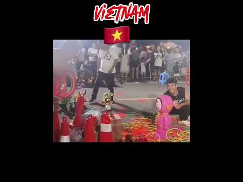 Japan vs Vietnam Differences between ring toss stalls 日本vsベトナム　輪投げの違い #memes #funnyvideo #russia