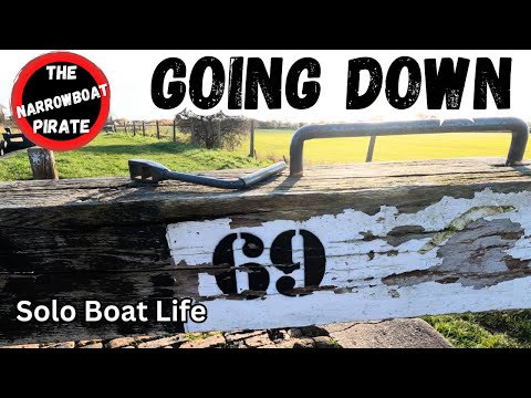 Will I make it? | Cruising home for Christmas | BOAT LIFE  | Cheshire Locks [Ep 136]