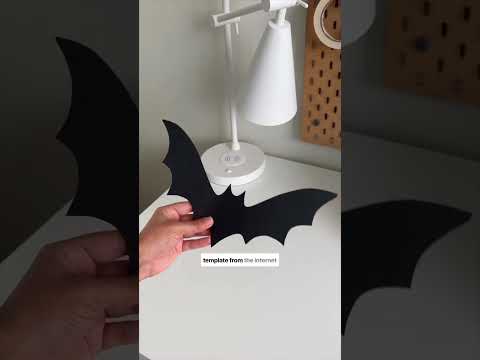 DIY FLYING BATS *EASY*  #halloweendecor #easydiy