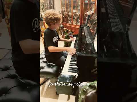 Kid plays Revolutionary by chopin#youtubeshorts #chopin #piano