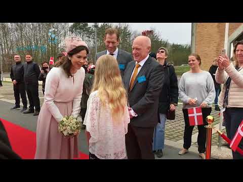 Princess Mary receives flowers from Josephine as she opens new Hospital