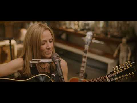 Sheryl Crow - The Story of "It Don't Hurt" (from Sheryl Crow: The Songs & The Stories)