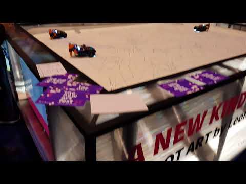 Remote controlled cars drawing crazy patterns! - Web Summit 2017 Lisbon