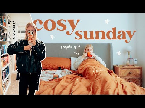 a cosy sunday in autumn: book talk, homemade pumpkin spice latte + a much needed self care day VLOG