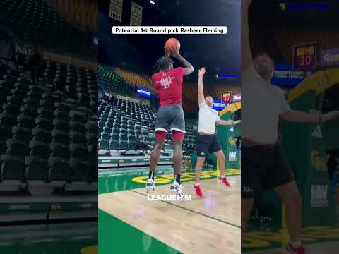 St. Joe’s Rasheer Fleming Pregame Workout