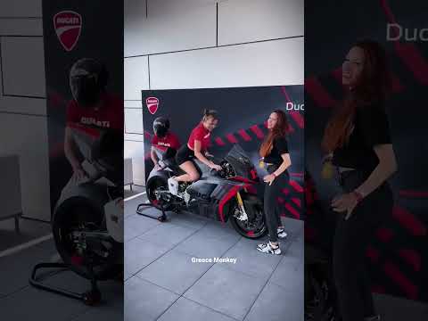 Ducati 2022 Superbike | Ducati | Superbikes | Shorts